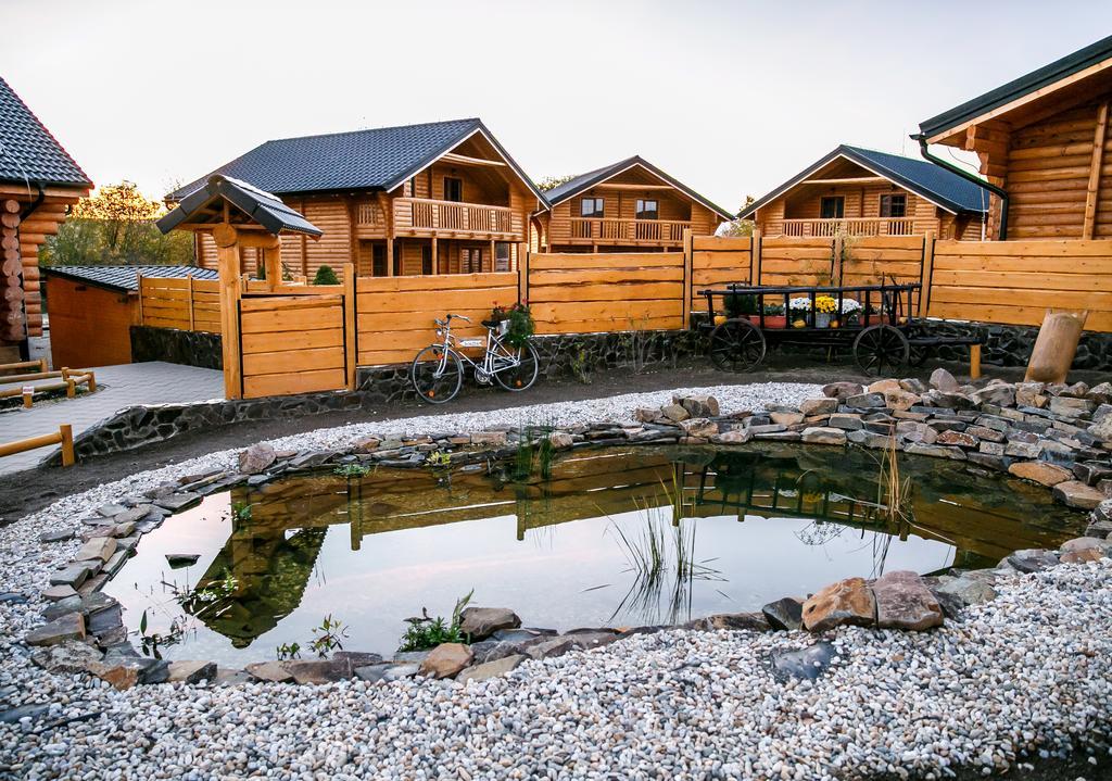 Koliba Zlata Podkova Hotel Košice Buitenkant foto